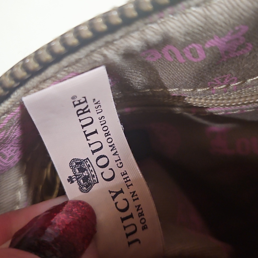 Juicy Couture 🥳 HOST PIC🥳 y2k Velour Crown Juicy Small Crossbody Bag - Picture 14 of 17